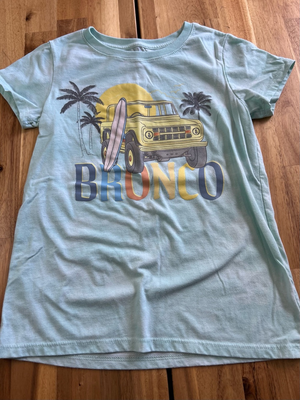 Youth Ford Bronco Beach Graphic T Shirt Mint Green Size Large
